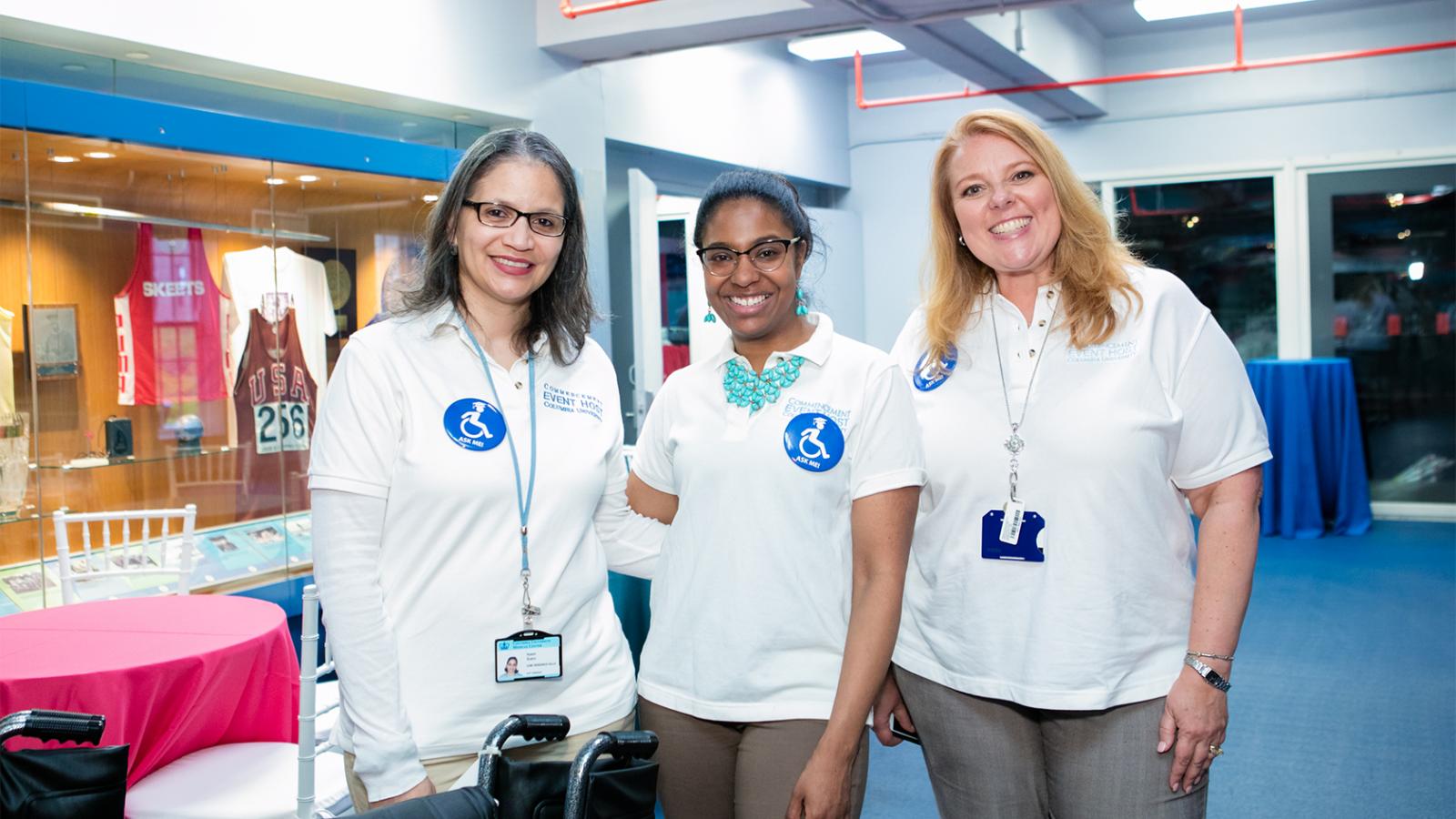 Commencement volunteer greeters