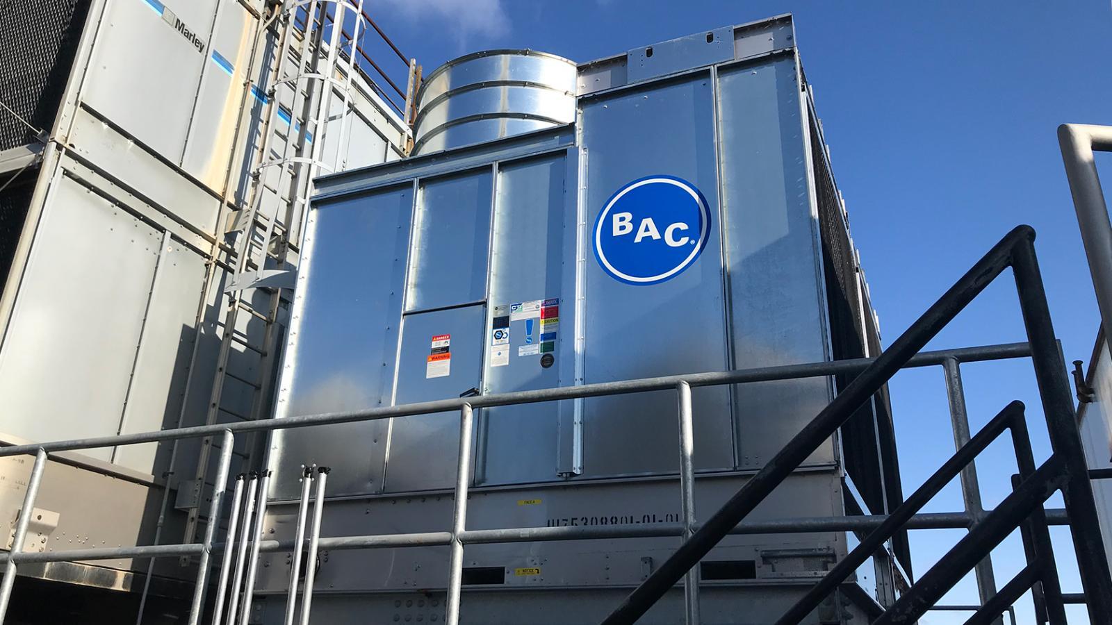 cooling tower in position on the roof of the william black building